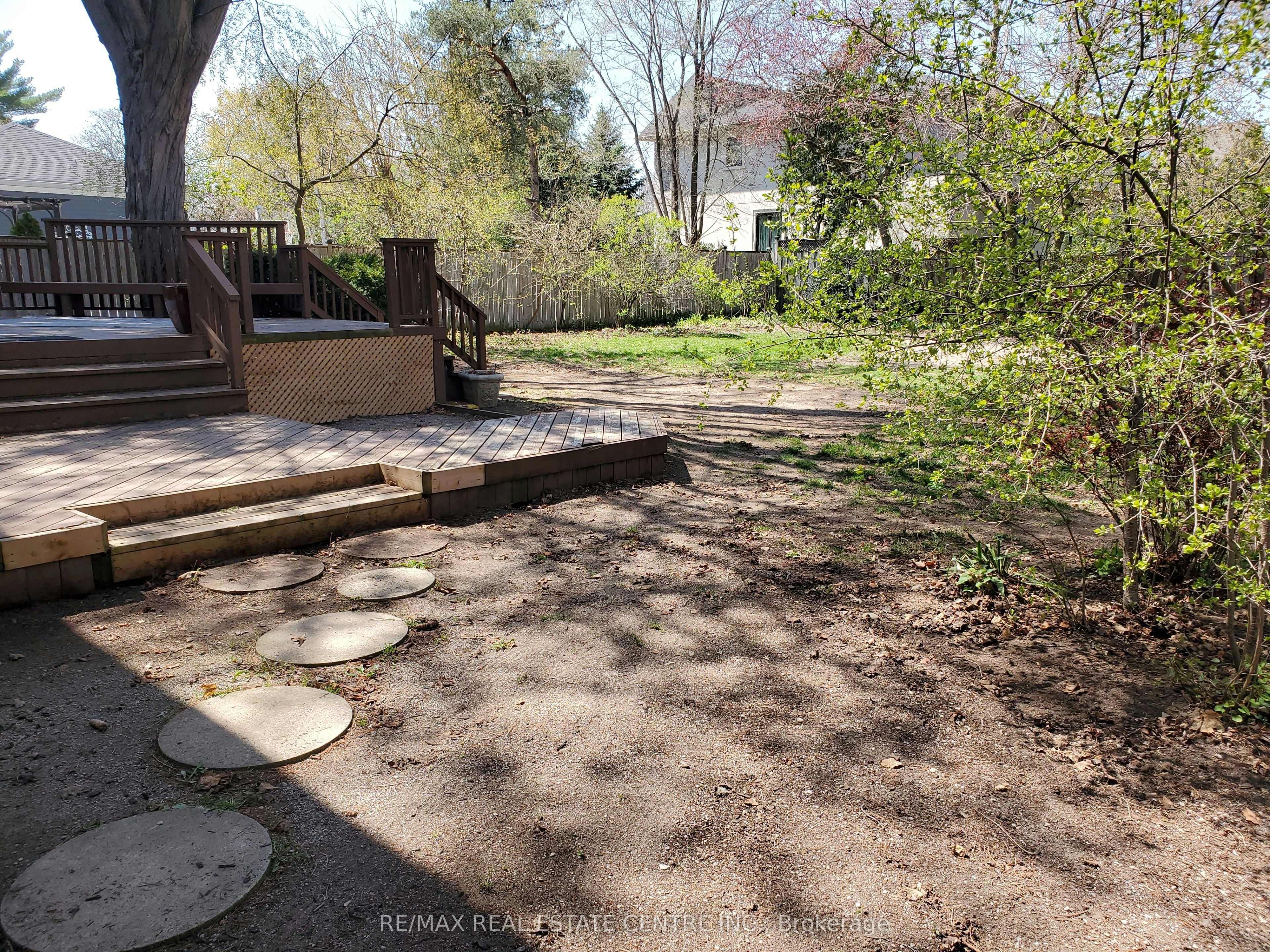 1077 Selby Avenue, Oakville, ON, L6L 2M4 - 44