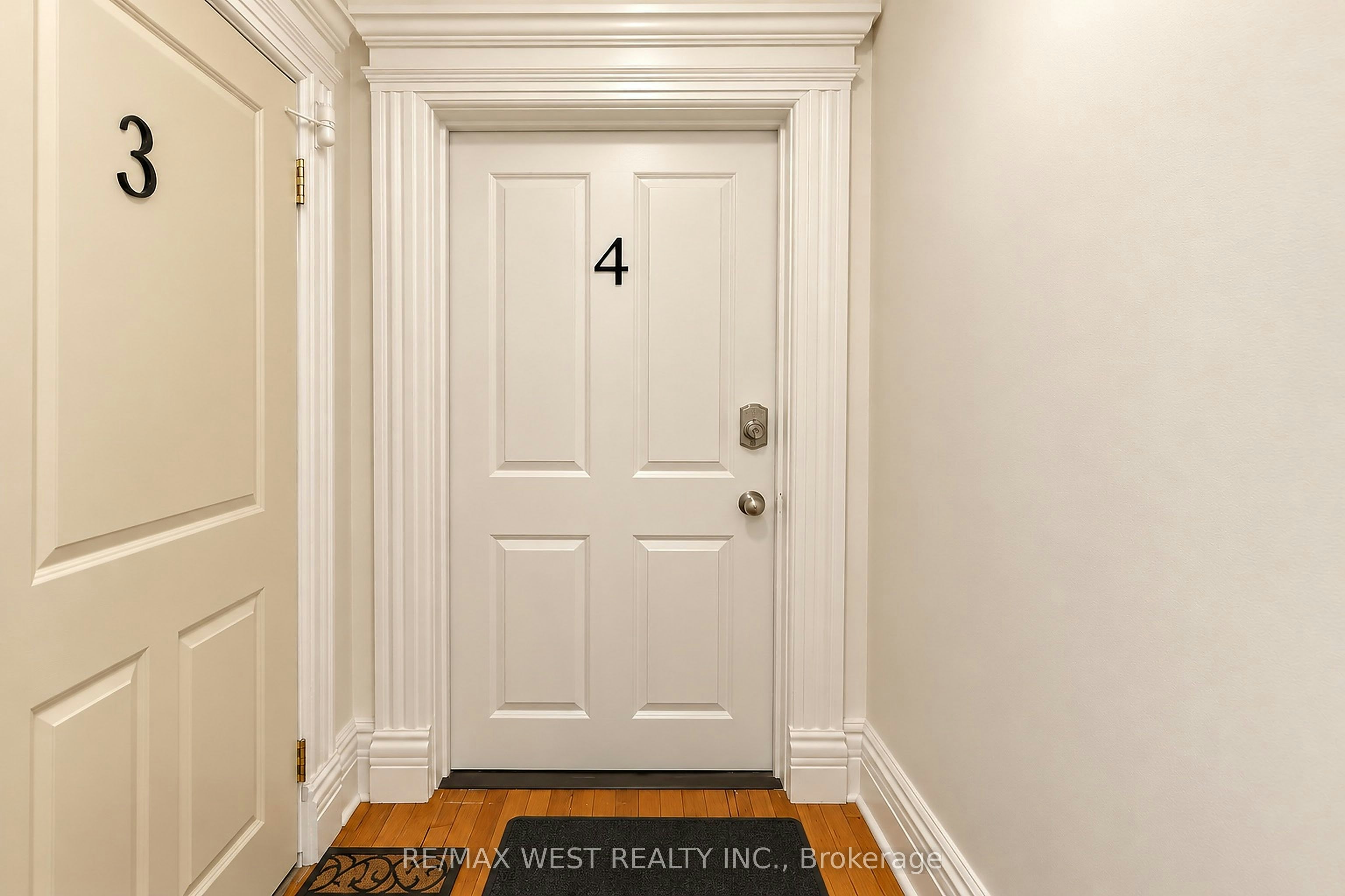 4-117 Rosemount Avenue, Toronto, ON, M9N 3B8 - 4