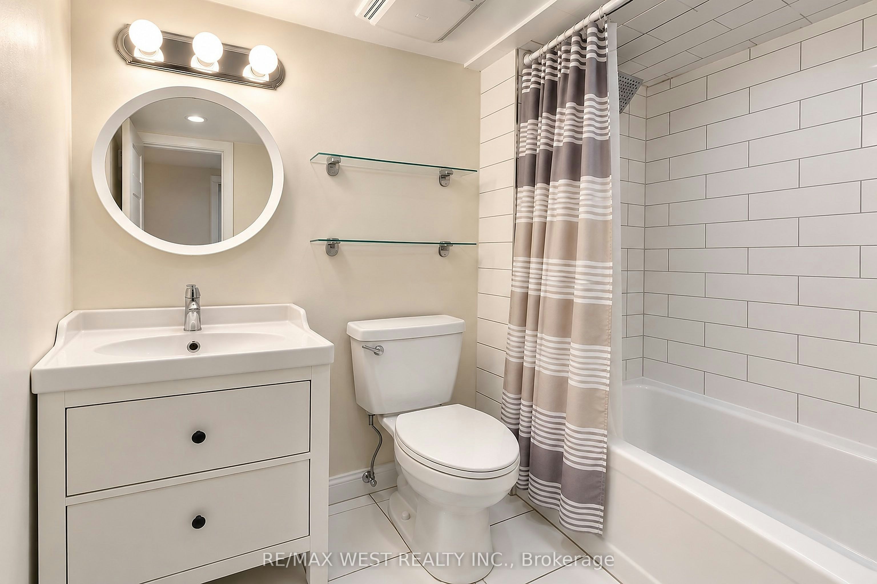 Bsmt-117 Rosemount Avenue, Toronto, ON, M9N 3B8 - 9