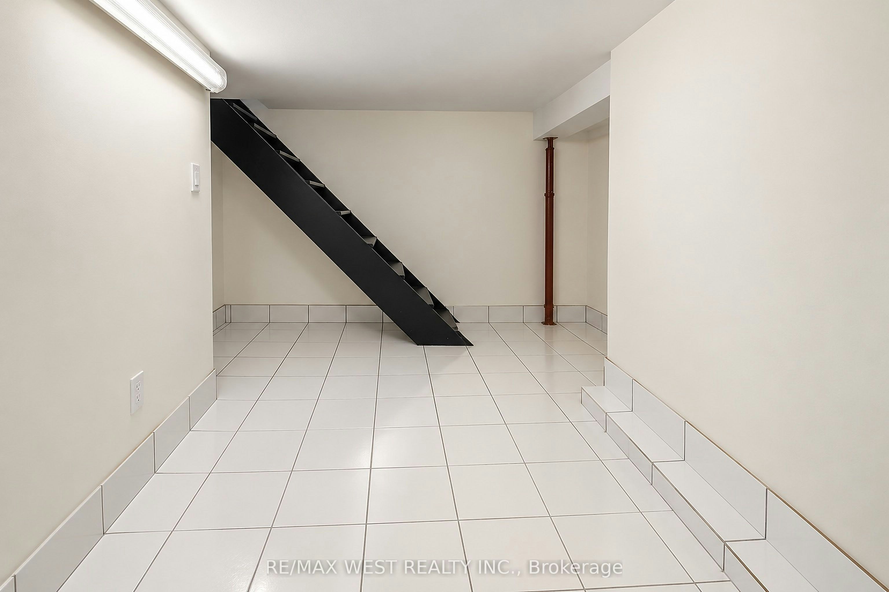 Bsmt-117 Rosemount Avenue, Toronto, ON, M9N 3B8 - 3