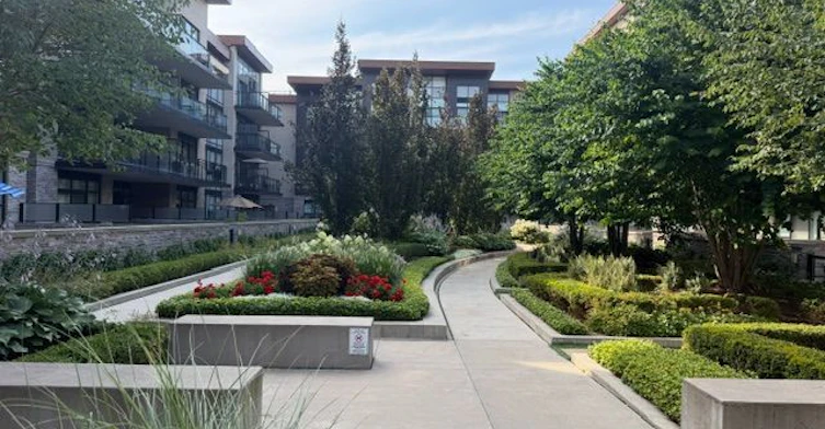 253-1575 Lakeshore Road W, Mississauga, ON, L5J 1J4 - 16