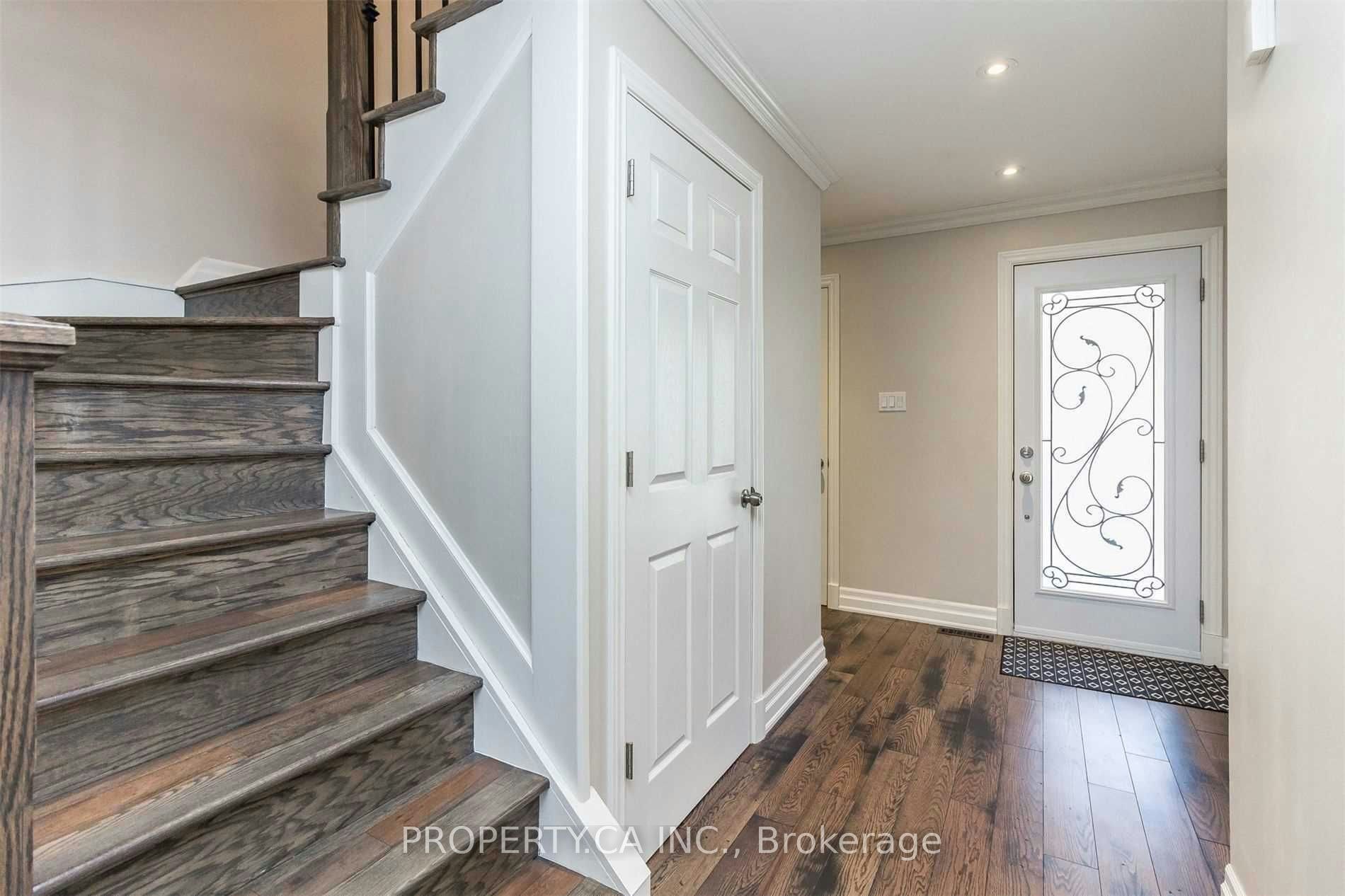4153 Wheelwright Crescent, Mississauga, ON, L5L 2X4 3