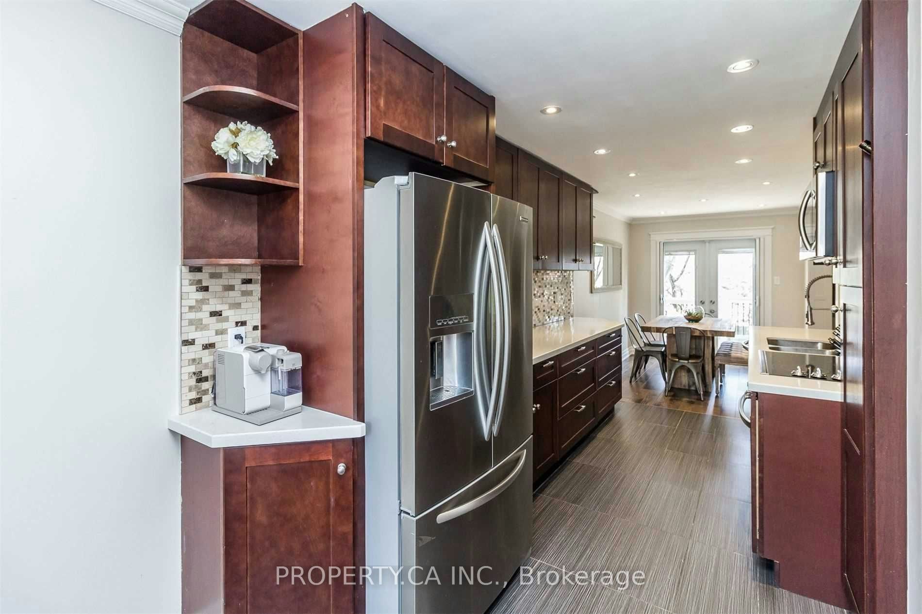 4153 Wheelwright Crescent, Mississauga, ON, L5L 2X4 4