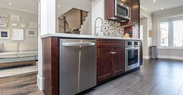 4153 Wheelwright Crescent, Mississauga, ON, L5L 2X4 - 5