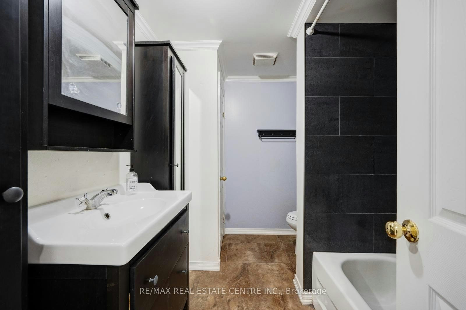 12391 Heritage Road, Caledon, ON, L7C 1T8 - 41