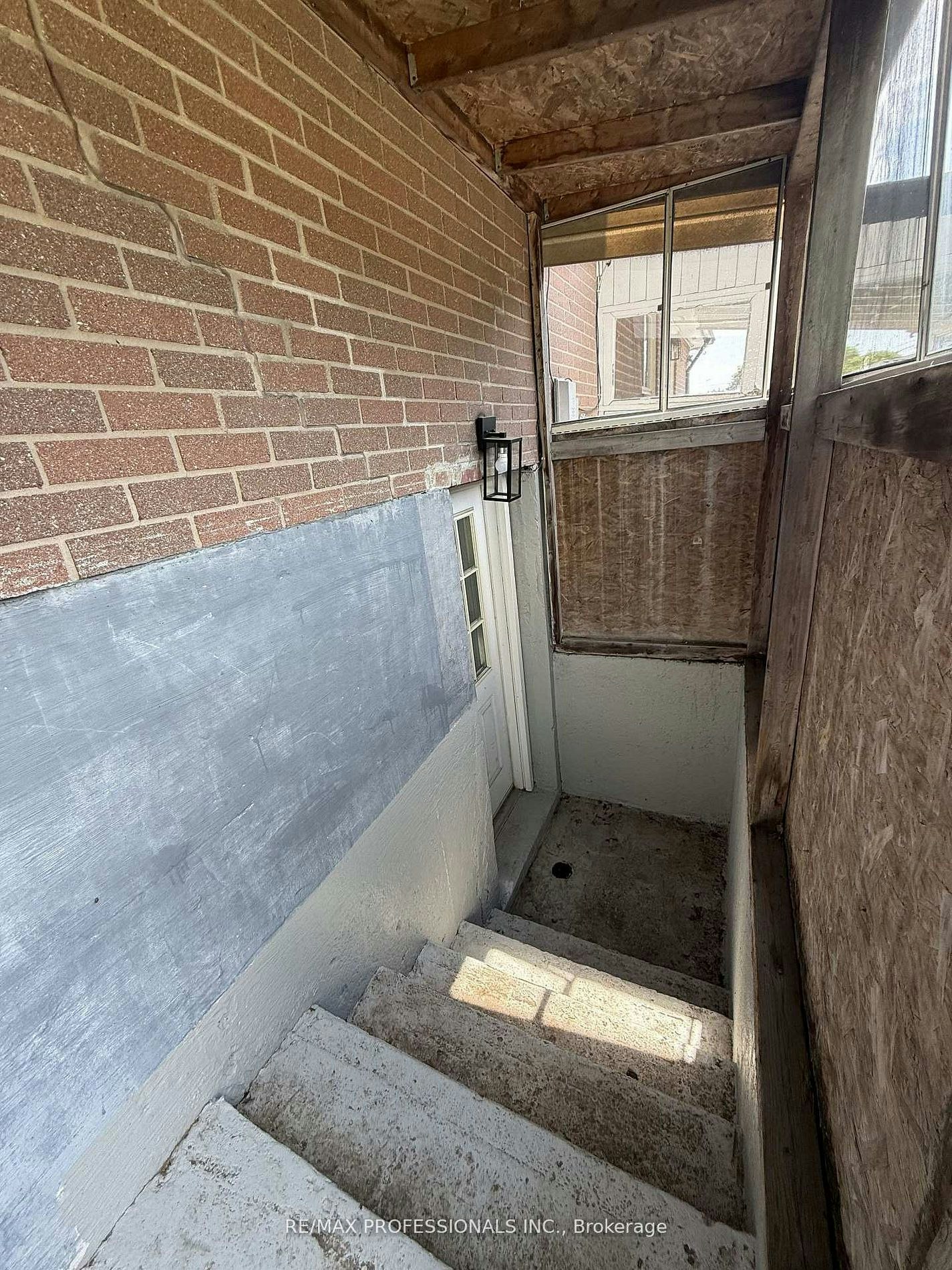 Basement-23 Dunwich Place, Brampton, ON, L6T 1K3 - 2