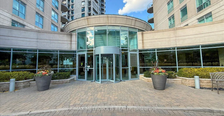 816-2111 Lake Shore Boulevard W, Toronto, ON, M8V 4B2 - 3