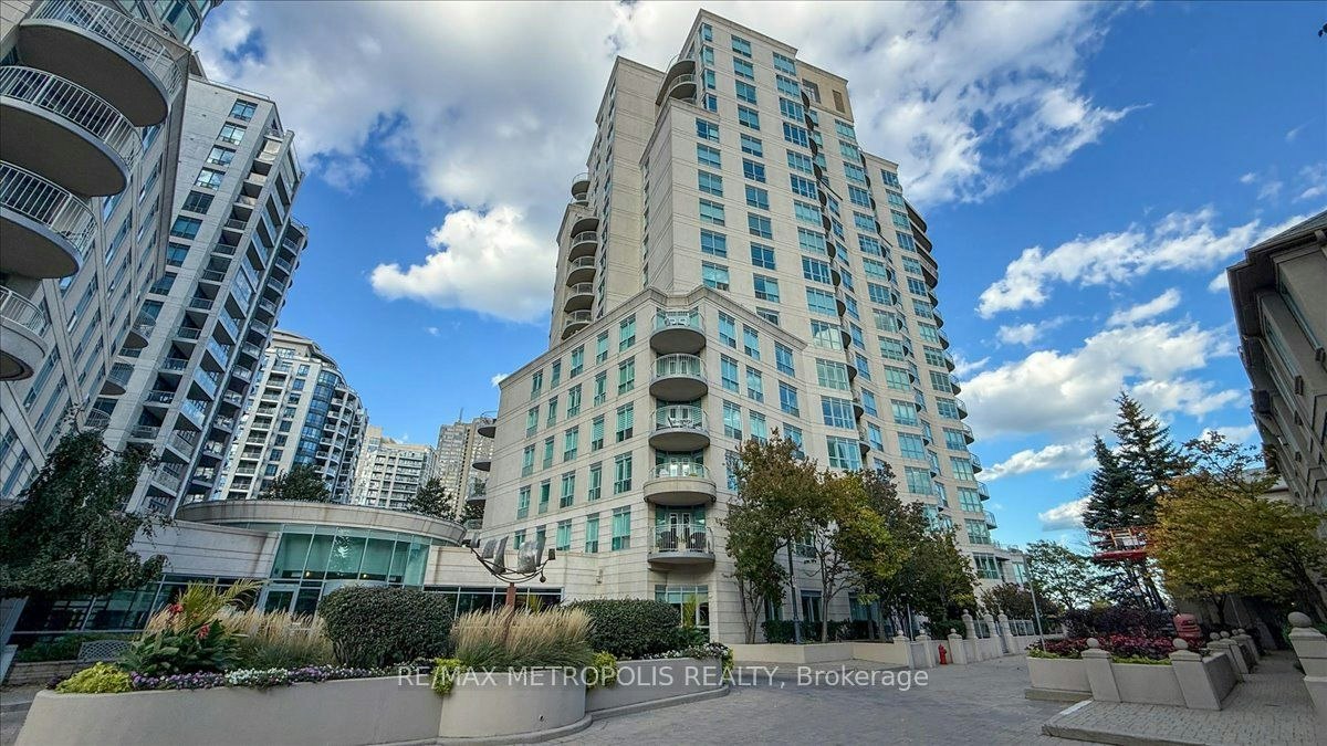 816-2111 Lake Shore Boulevard W, Toronto, ON, M8V 4B2 - 2