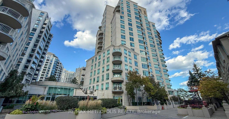 816-2111 Lake Shore Boulevard W, Toronto, ON, M8V 4B2 - 2