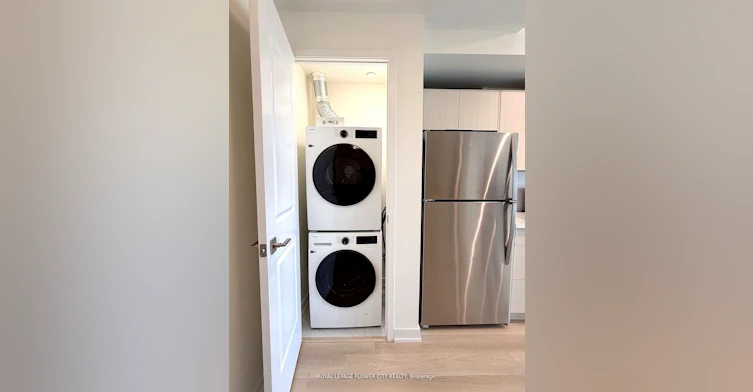 1006-2825 Jane Street, Toronto, ON, M3N 0A8 - 9