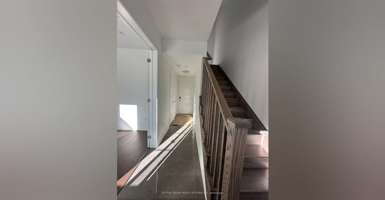 157 Settlers Road, Oakville, ON, L6H 7X7 - 3