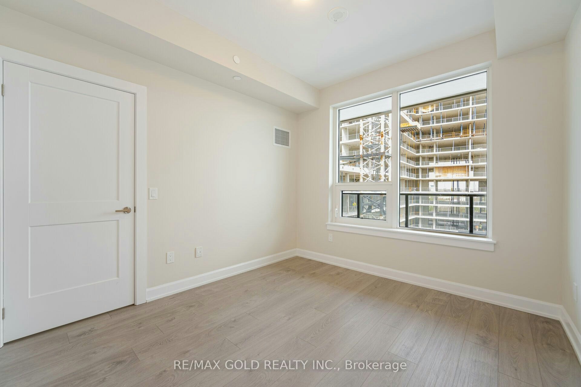 817-3220 William Coltson Avenue, Oakville, ON, L6H 7X9 - 16
