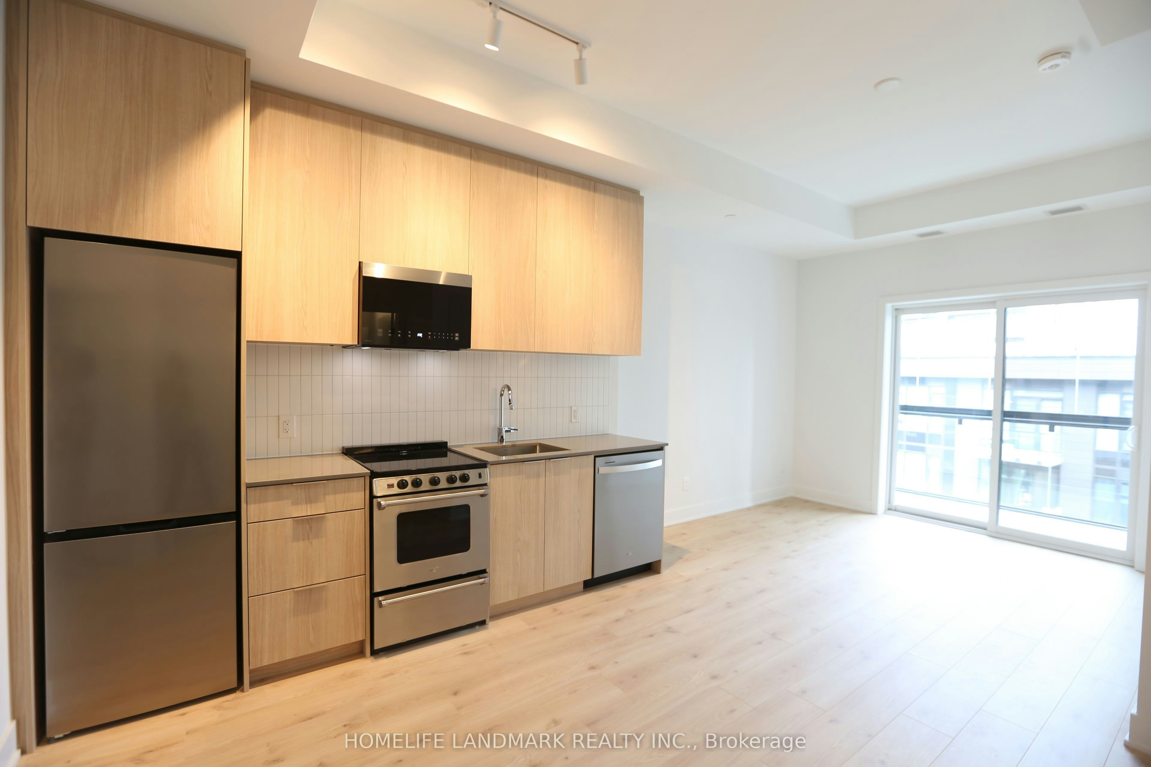 713-3008 William Cutmore Boulevard, Oakville, ON, L6H 8E7