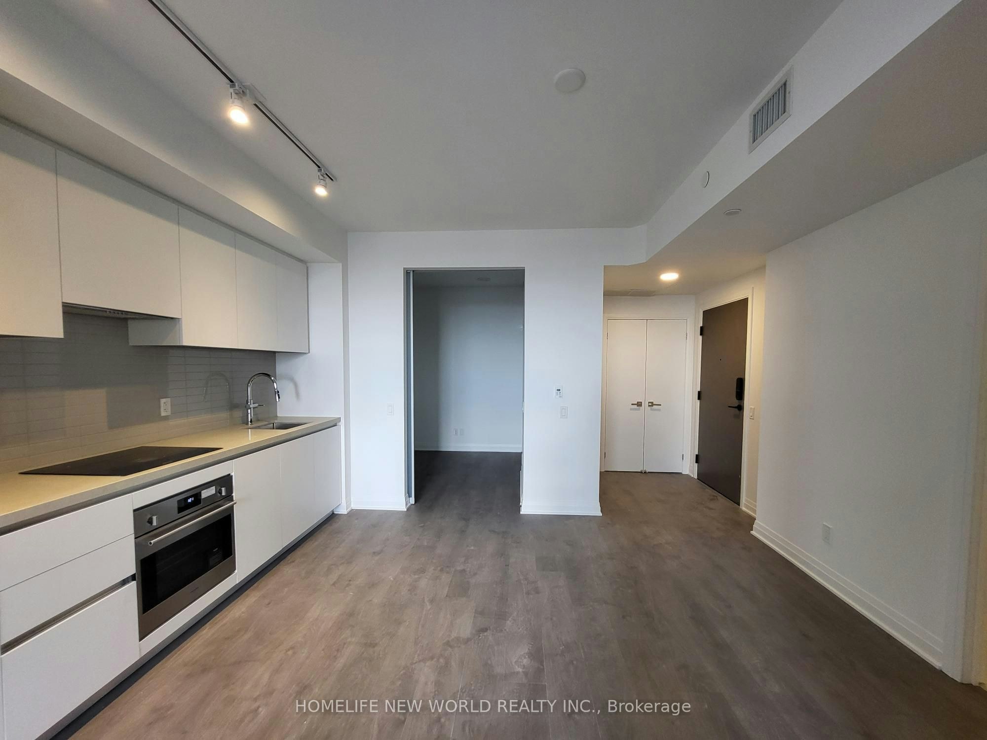 6011-4015 The Exchange N/A, Mississauga, ON, L5B 0N9 - 7
