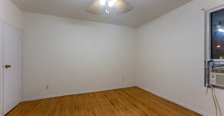 Upper-716 Lansdowne Avenue, Toronto, ON, M6H 3Y8 - 6