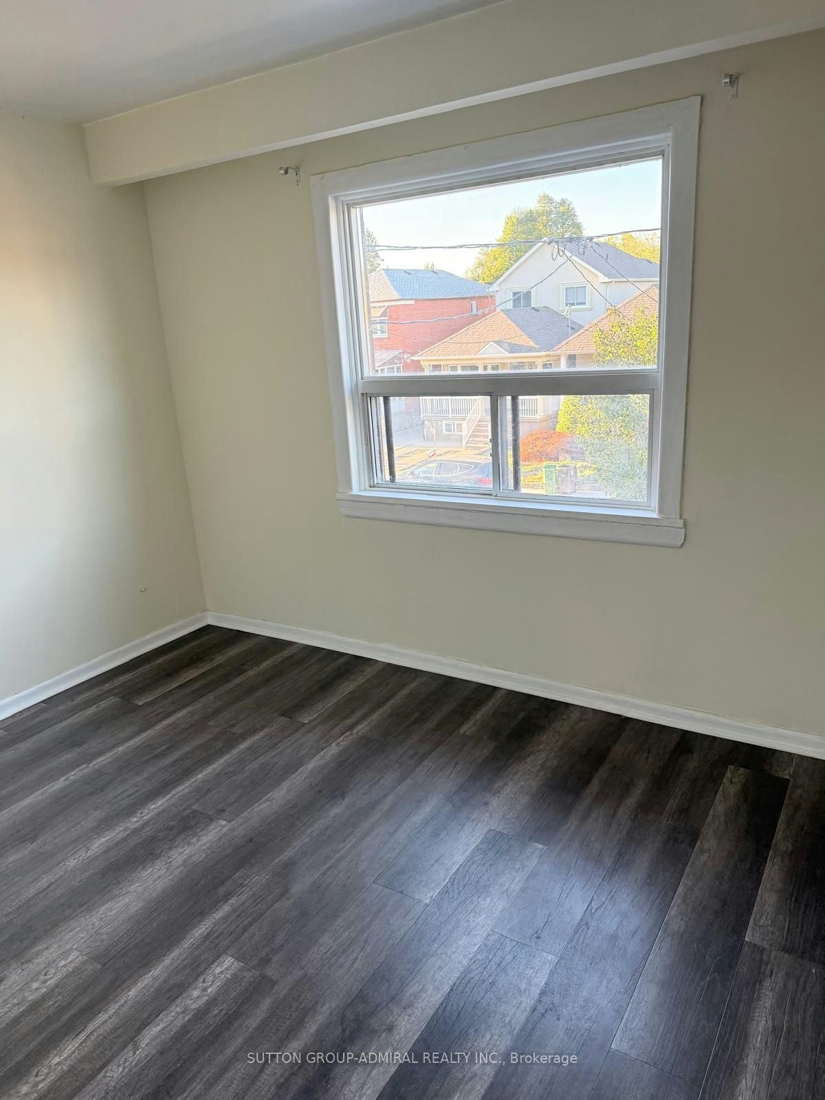 241 Dunraven Drive, Toronto, ON, M6M 1H8 - 11