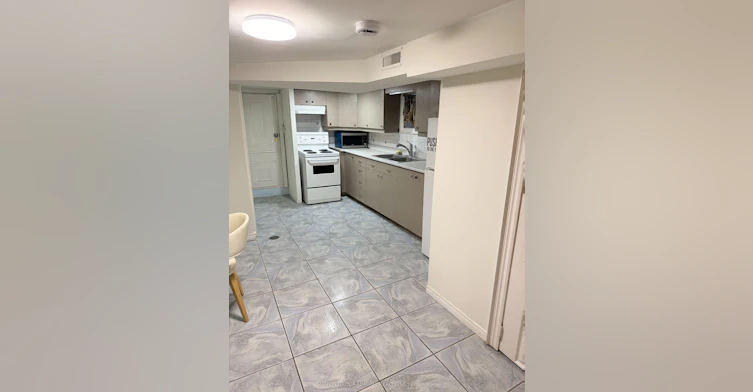 Main-241 Dunraven Drive, Toronto, ON, M6M 1H8 - 6