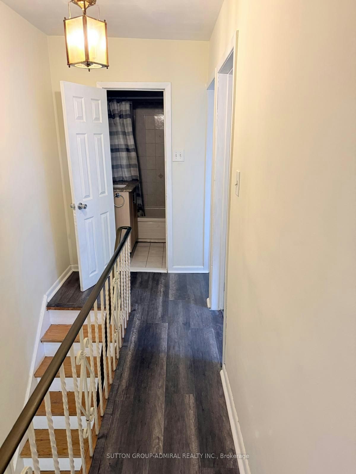 241 Dunraven Drive, Toronto, ON, M6M 1H8 - 14