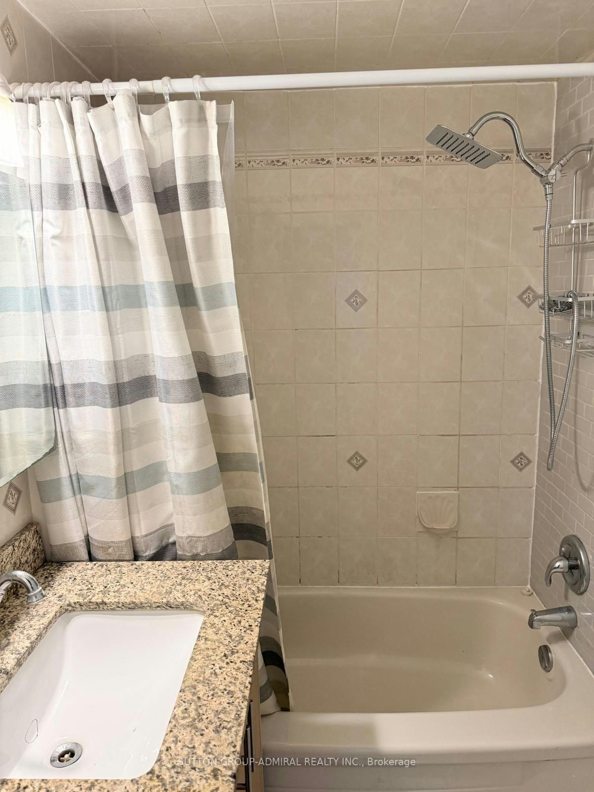 241 Dunraven Drive, Toronto, ON, M6M 1H8 - 12