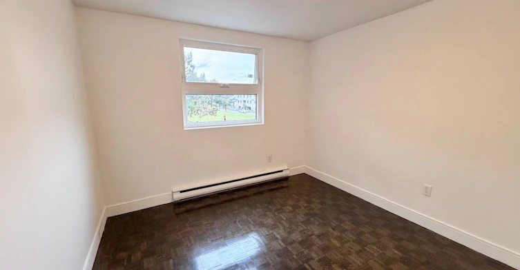 131-7555 Goreway Drive, Mississauga, ON, L4T 3M9 - 9