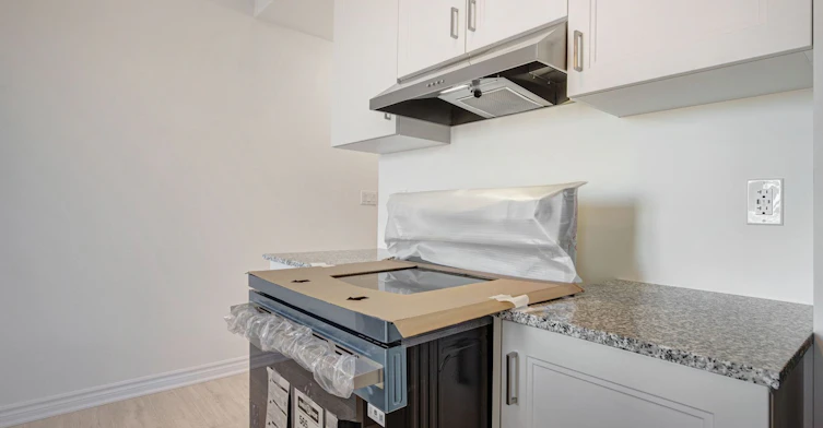 Main-10 Thornbird Crescent, Brampton, ON, L6V 3N5 - 12