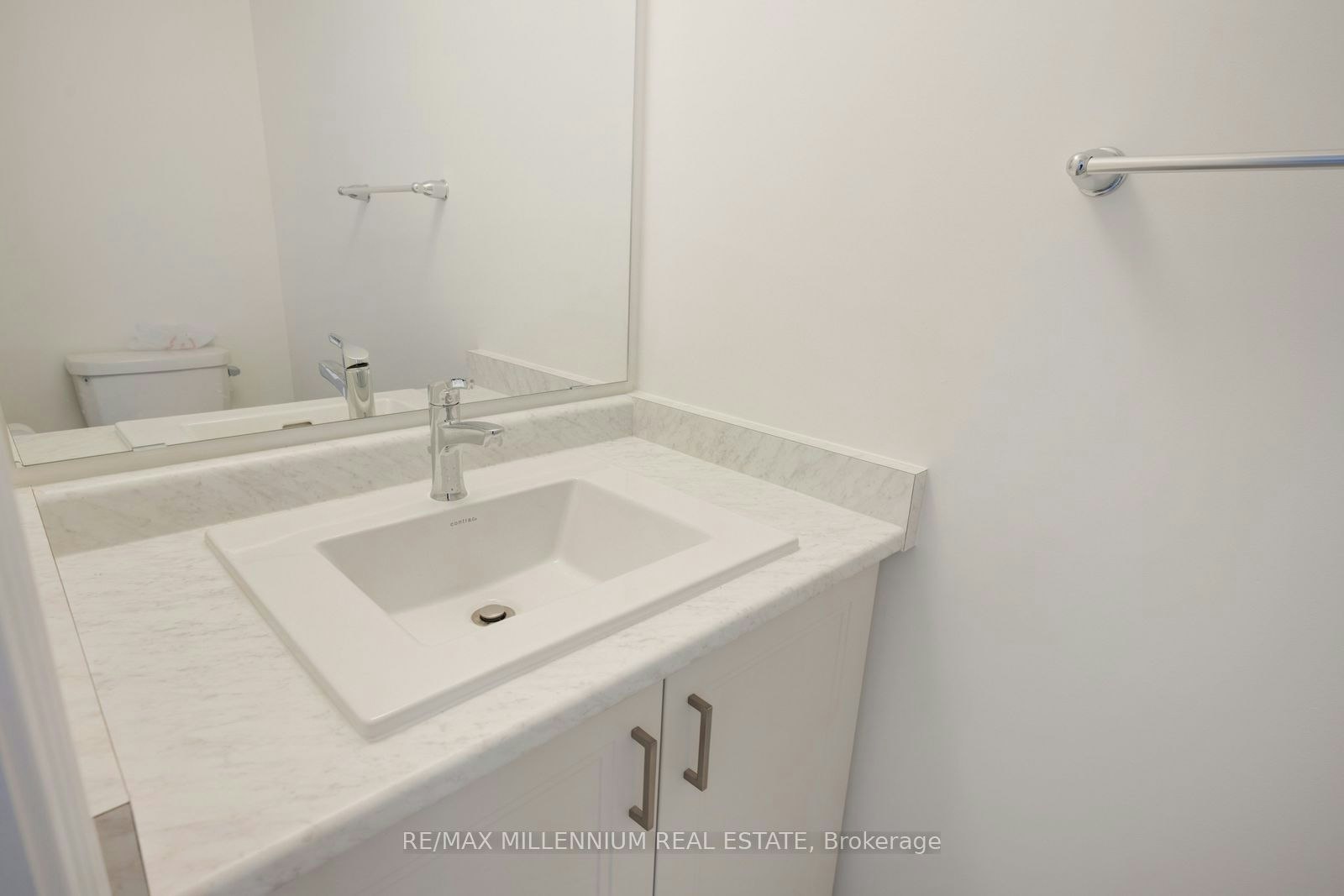 Main-10 Thornbird Crescent, Brampton, ON, L6V 3N5 - 11