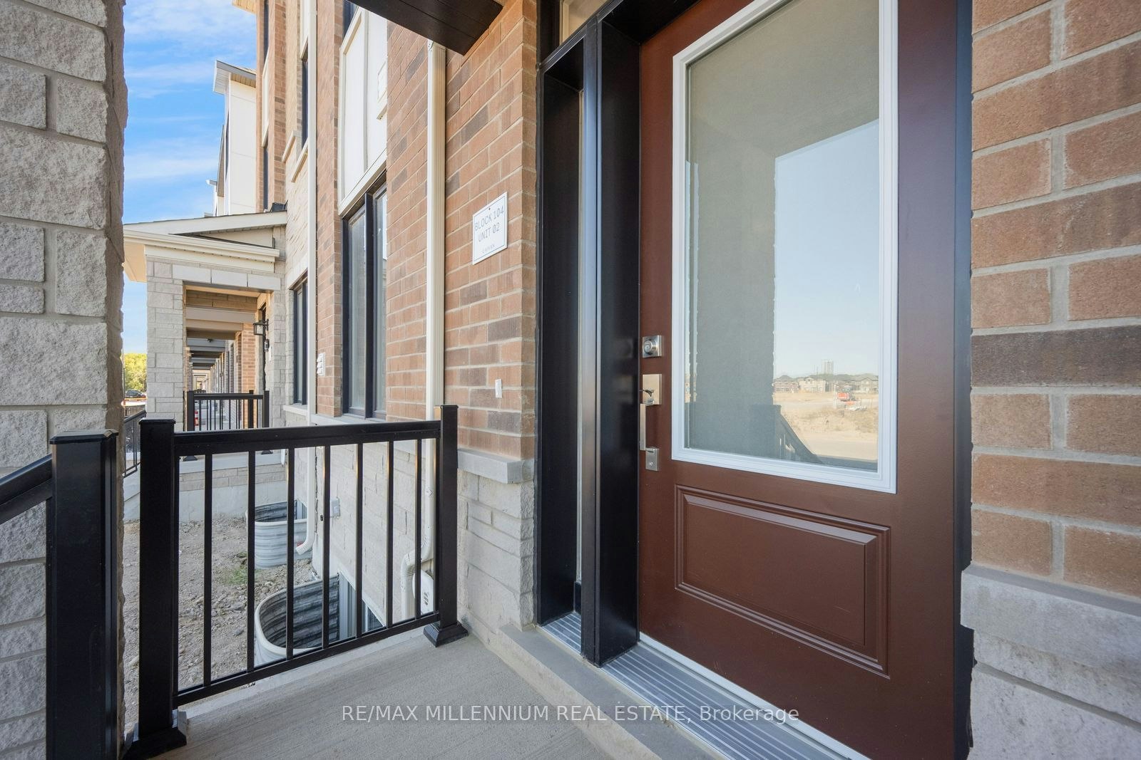 Main-10 Thornbird Crescent, Brampton, ON, L6V 3N5 - 2