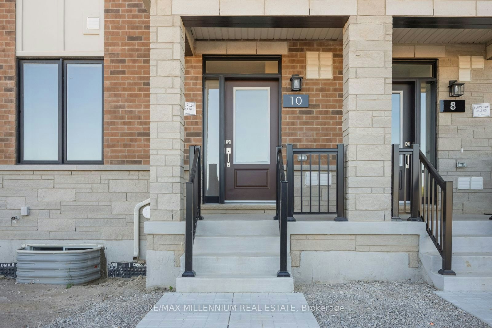 Main-10 Thornbird Crescent, Brampton, ON, L6V 3N5
