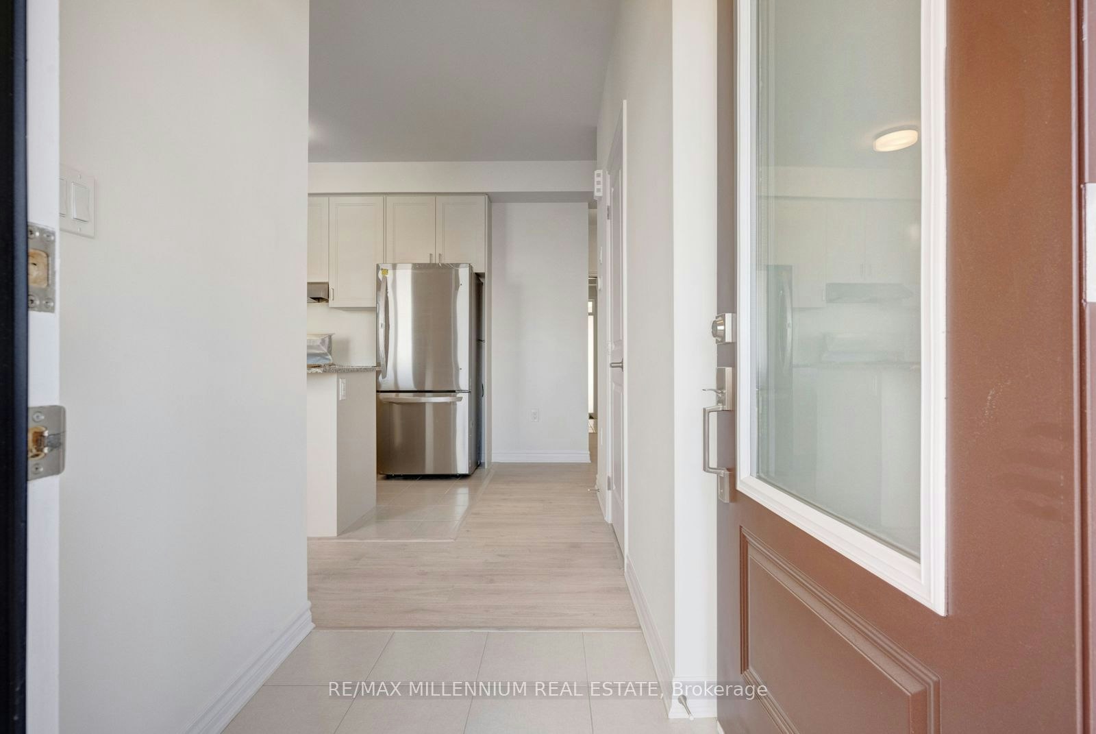 Main-10 Thornbird Crescent, Brampton, ON, L6V 3N5 - 3