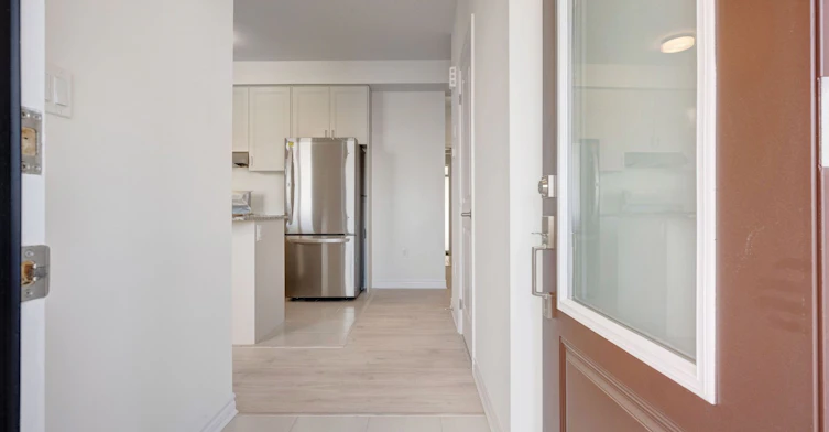 Main-10 Thornbird Crescent, Brampton, ON, L6V 3N5 - 3