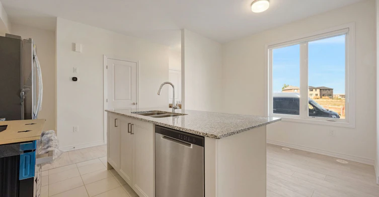 Main-10 Thornbird Crescent, Brampton, ON, L6V 3N5 - 15
