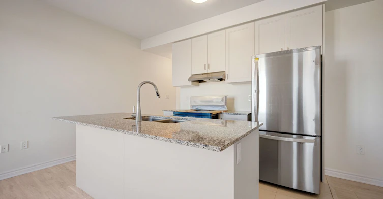 Main-10 Thornbird Crescent, Brampton, ON, L6V 3N5 - 7
