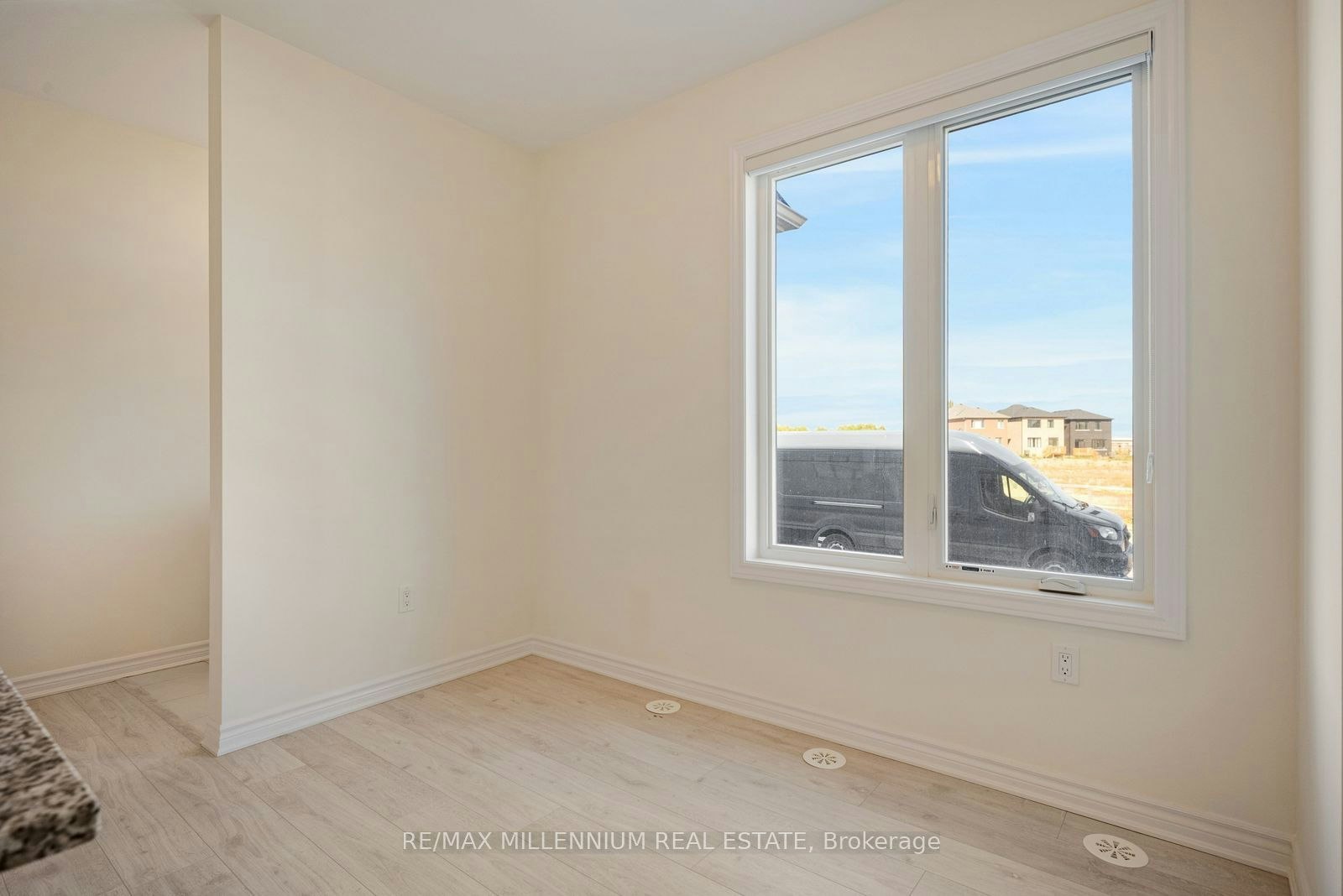 Main-10 Thornbird Crescent, Brampton, ON, L6V 3N5 - 17