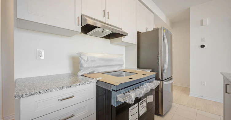Main-10 Thornbird Crescent, Brampton, ON, L6V 3N5 - 13
