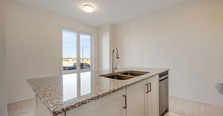 Main-10 Thornbird Crescent, Brampton, ON, L6V 3N5 - 16