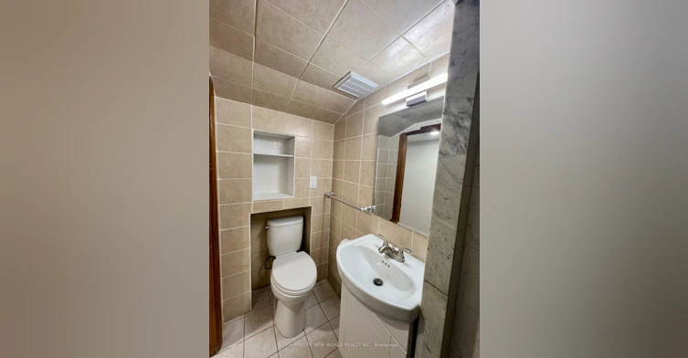 Bsm-354 Kane Avenue, Toronto, ON, M6M 3P4 - 8