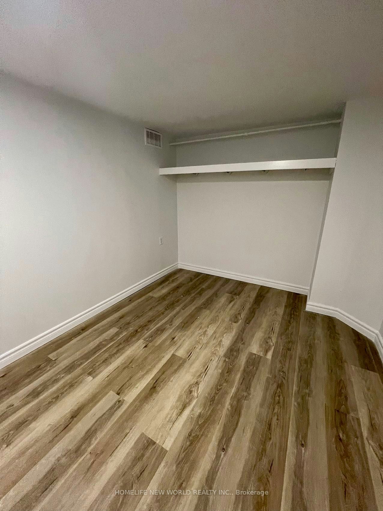 Bsm-354 Kane Avenue, Toronto, ON, M6M 3P4 - 10