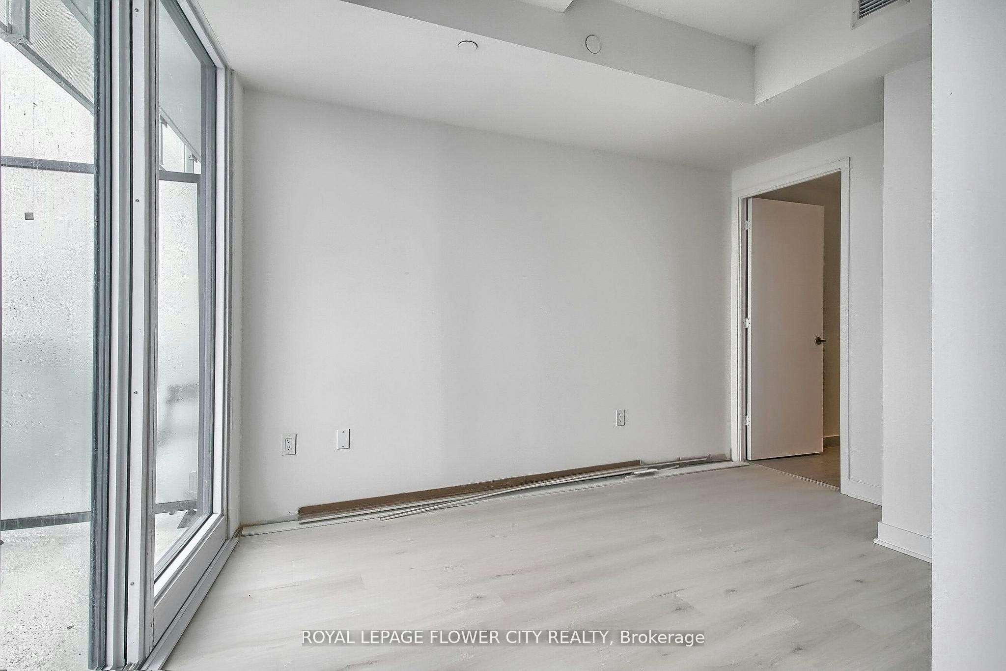 5704-3900 Confederation Parkway, Mississauga, ON, L5M 0M3 - 25
