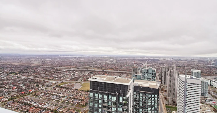 5704-3900 Confederation Parkway, Mississauga, ON, L5M 0M3 - 39