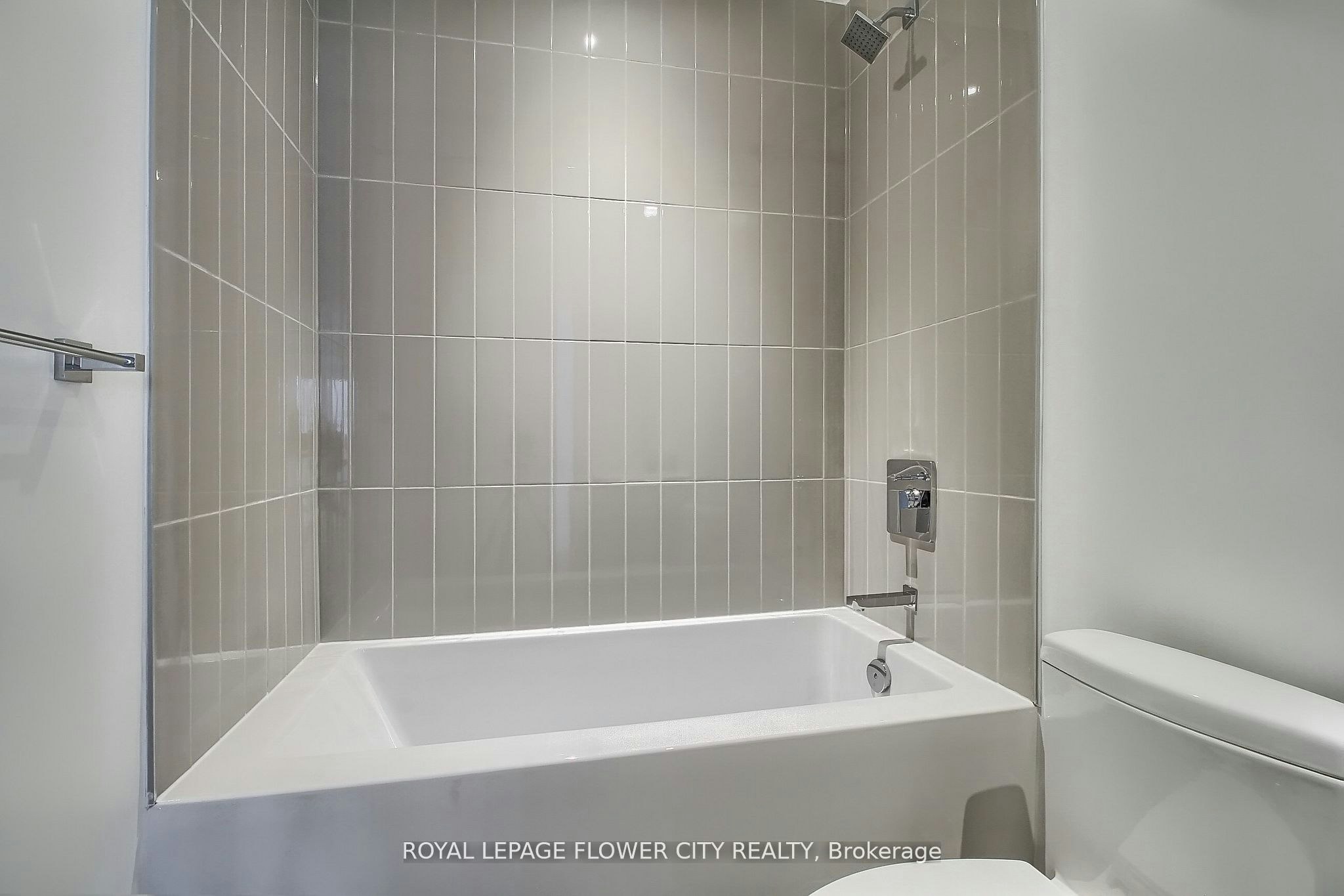 5704-3900 Confederation Parkway, Mississauga, ON, L5M 0M3 - 34