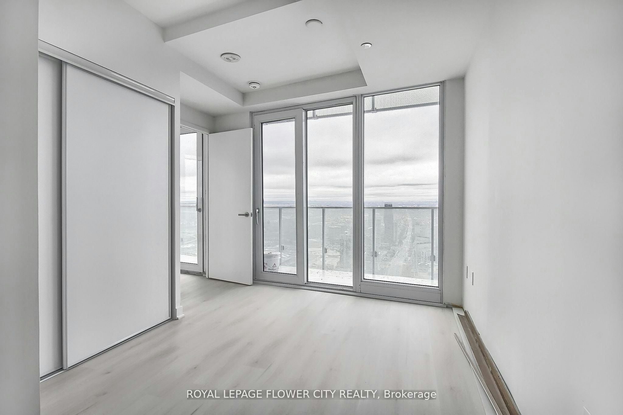 5704-3900 Confederation Parkway, Mississauga, ON, L5M 0M3 - 26