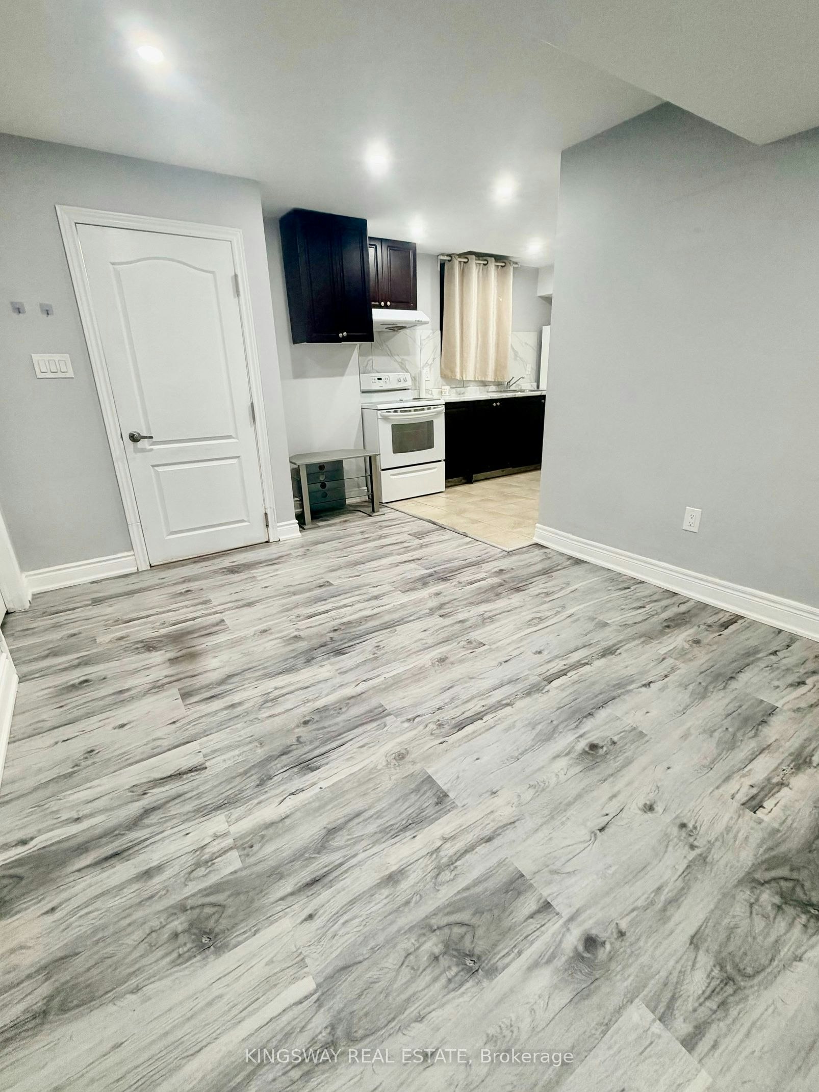 67 Baffin Crescent, Brampton, ON, L7A 4L1 - 4