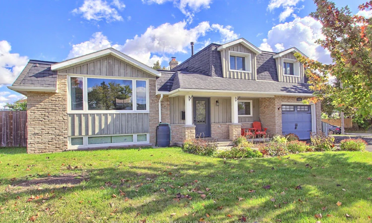 137 Churchill Road S