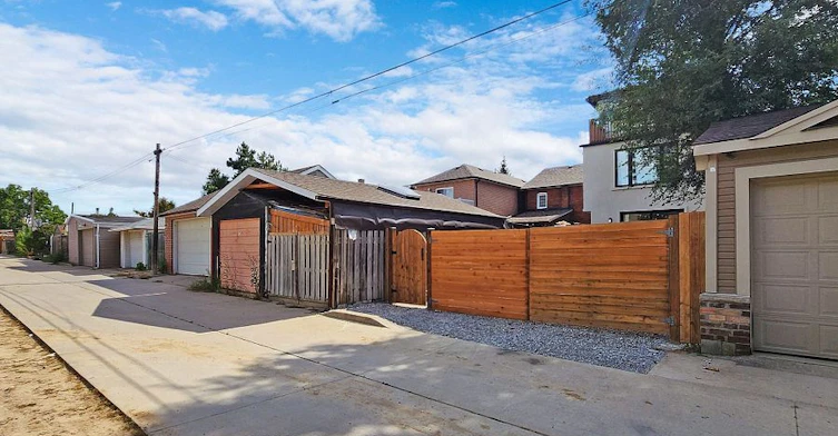 Lower-58 Corbett Avenue, Toronto, ON, M6N 1V1 - 35
