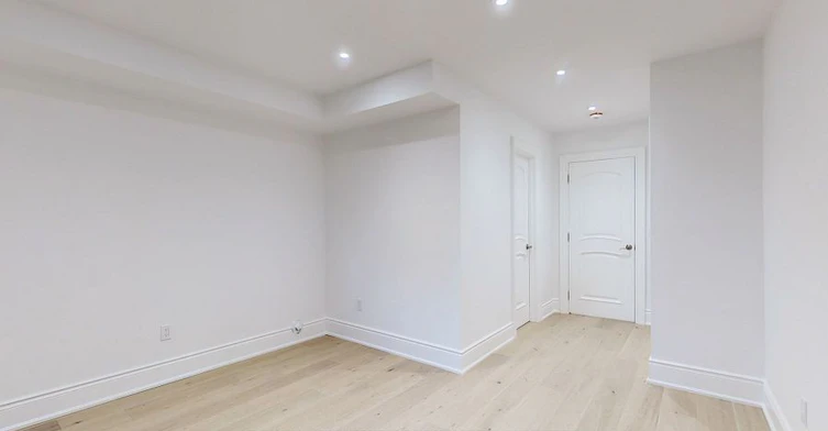 Lower-58 Corbett Avenue, Toronto, ON, M6N 1V1 - 28