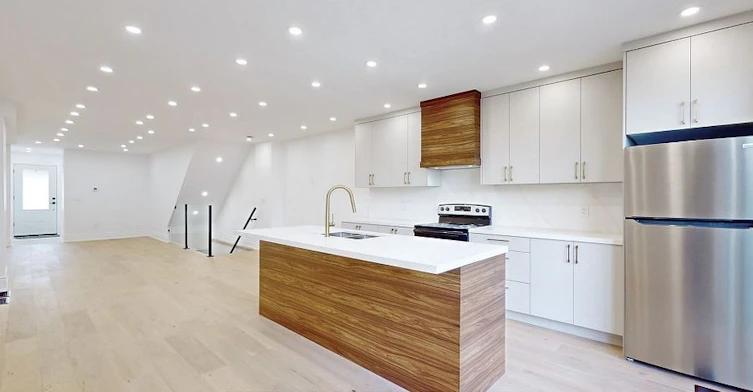Lower-58 Corbett Avenue, Toronto, ON, M6N 1V1 - 11