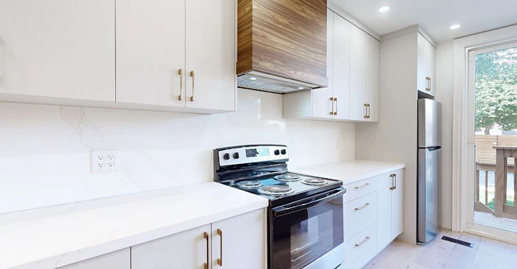 Lower-58 Corbett Avenue, Toronto, ON, M6N 1V1 - 17