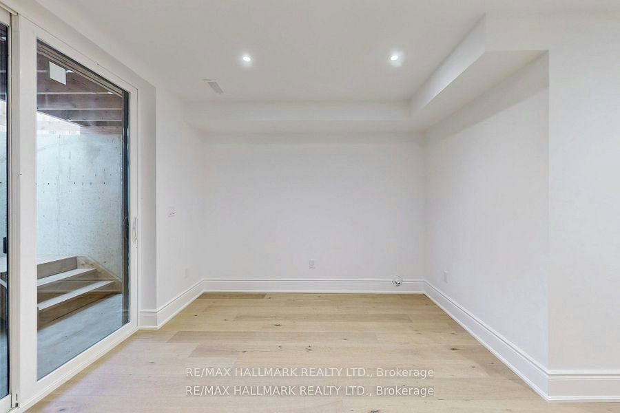 Lower-58 Corbett Avenue, Toronto, ON, M6N 1V1 - 27