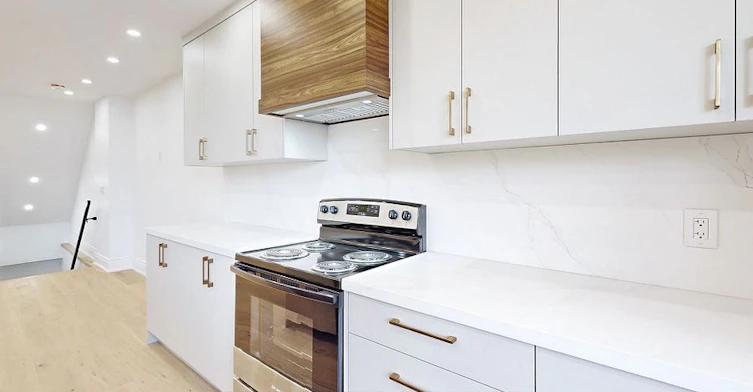 Lower-58 Corbett Avenue, Toronto, ON, M6N 1V1 - 18