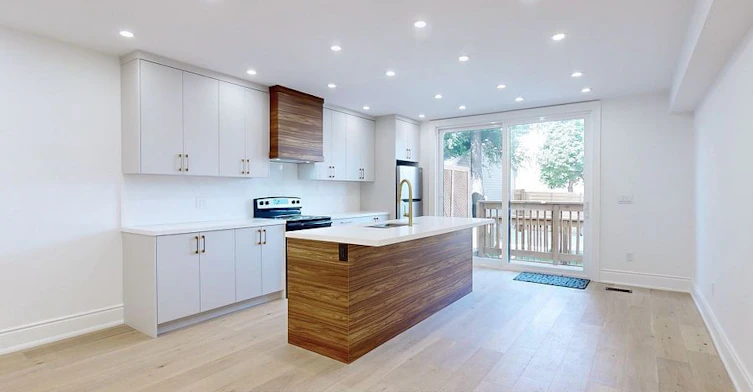 Lower-58 Corbett Avenue, Toronto, ON, M6N 1V1 - 12